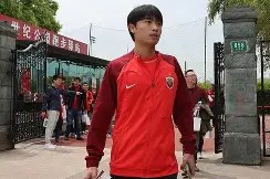 中欧体育平台 -包含上海海港迎法国杯关键赛，窗口期豪取连胜，气氛紧张，高层口径保持一致的词条